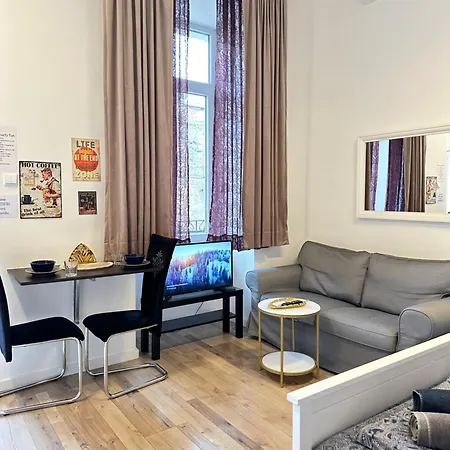 Night Life Party Flat Διαμέρισμα Βουδαπέστη